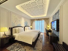 Golden Imperial Hotel