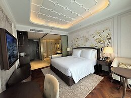 Golden Imperial Hotel