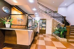 Madonna Hometel and Suites