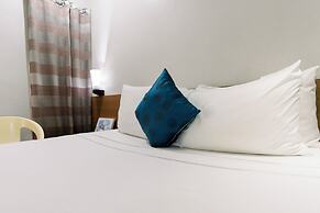 Madonna Hometel and Suites