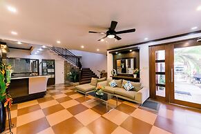 Madonna Hometel and Suites