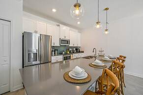 Families Deluxe Dream Vacation 10 min From Disney