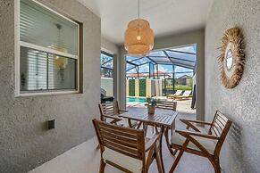 Families Deluxe Dream Vacation 10 min From Disney