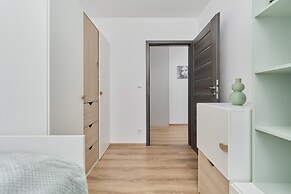 Family Apartment Wrocław by Renters