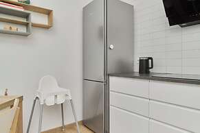 Family Apartment Wrocław by Renters