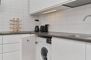 Family Apartment Wrocław by Renters