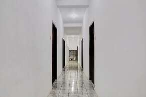 OYO 90793 Btc Guest House Syariah