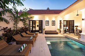 Villa Martini Beachside 3