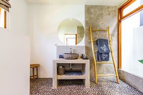 Villa Hana by Alfred in Bali