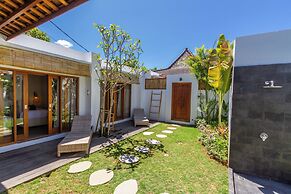 Villa Hana by Alfred in Bali