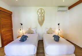 Villa Hana by Alfred in Bali