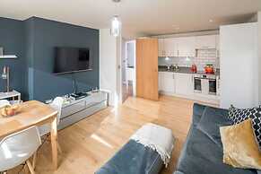 Chic 1 Bedroom Apartment With View of Shard