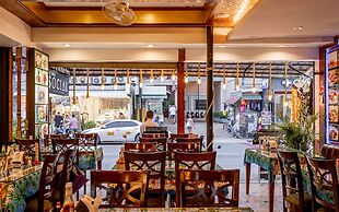 Patong Social Hotel & Restaurant