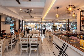 Patong Social Hotel & Restaurant