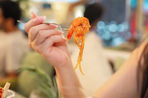 Patong Social Hotel & Restaurant