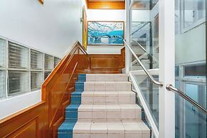 Patong Social Hotel & Restaurant