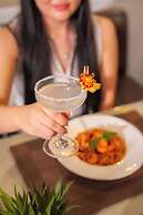 Patong Social Hotel & Restaurant