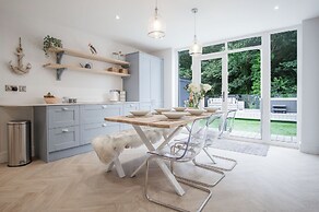 The Hideaway - 2 Bed Holiday Home - Little Haven