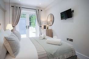 The Hideaway - 2 Bed Holiday Home - Little Haven