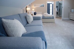 The Hideaway - 2 Bed Holiday Home - Little Haven