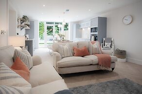 The Hideaway - 2 Bed Holiday Home - Little Haven