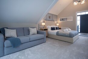 The Hideaway - 2 Bed Holiday Home - Little Haven