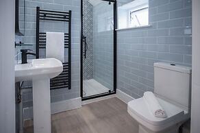 The Hideaway - 2 Bed Holiday Home - Little Haven