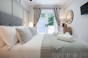 The Hideaway - 2 Bed Holiday Home - Little Haven