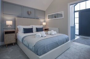 The Hideaway - 2 Bed Holiday Home - Little Haven