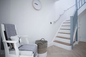 The Hideaway - 2 Bed Holiday Home - Little Haven