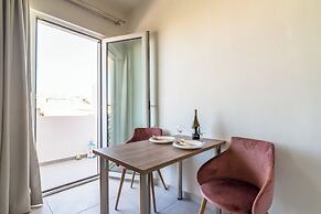Asterion Luxury Studios Airport