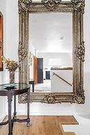 Cozy Apartment w/ Terrace Close to City Center