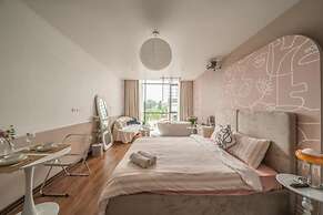 Aimee House - Pham Hong Thai