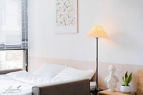 Aimee House - Pham Hong Thai