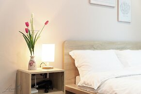 Aimee House - Pham Hong Thai