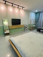 Aimee House - Pham Hong Thai