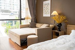 Aimee House - Pham Hong Thai