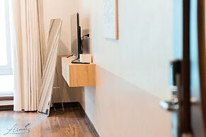 Aimee House - Pham Hong Thai