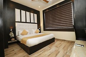 Hotel Mirage Residency