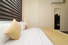 Hotel Mirage Residency