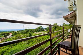 Hotel Mirage Residency