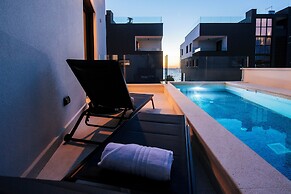 Crystal Holiday Residence II