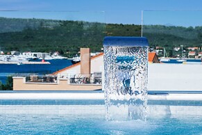 Crystal Holiday Residence II