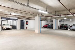 Carina Gold Hotel and Restaurant