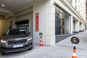 Carina Gold Hotel and Restaurant