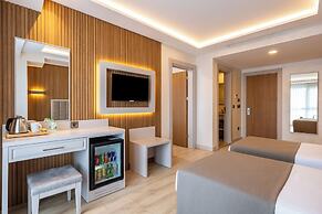 Carina Gold Hotel and Restaurant