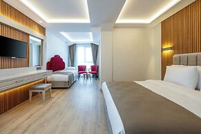 Carina Gold Hotel and Restaurant