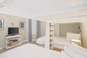 Phoenix West 1606 3 Bedroom Condo