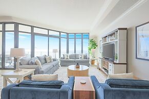 Phoenix West 1606 3 Bedroom Condo