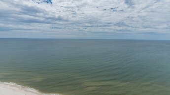 Phoenix West Ii 2407 3 Bedroom Condo